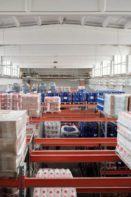 Industrie și logistică